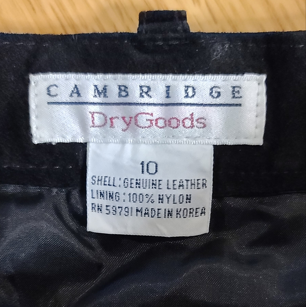 Leather Suede black skirt button front - Picture 6 of 10